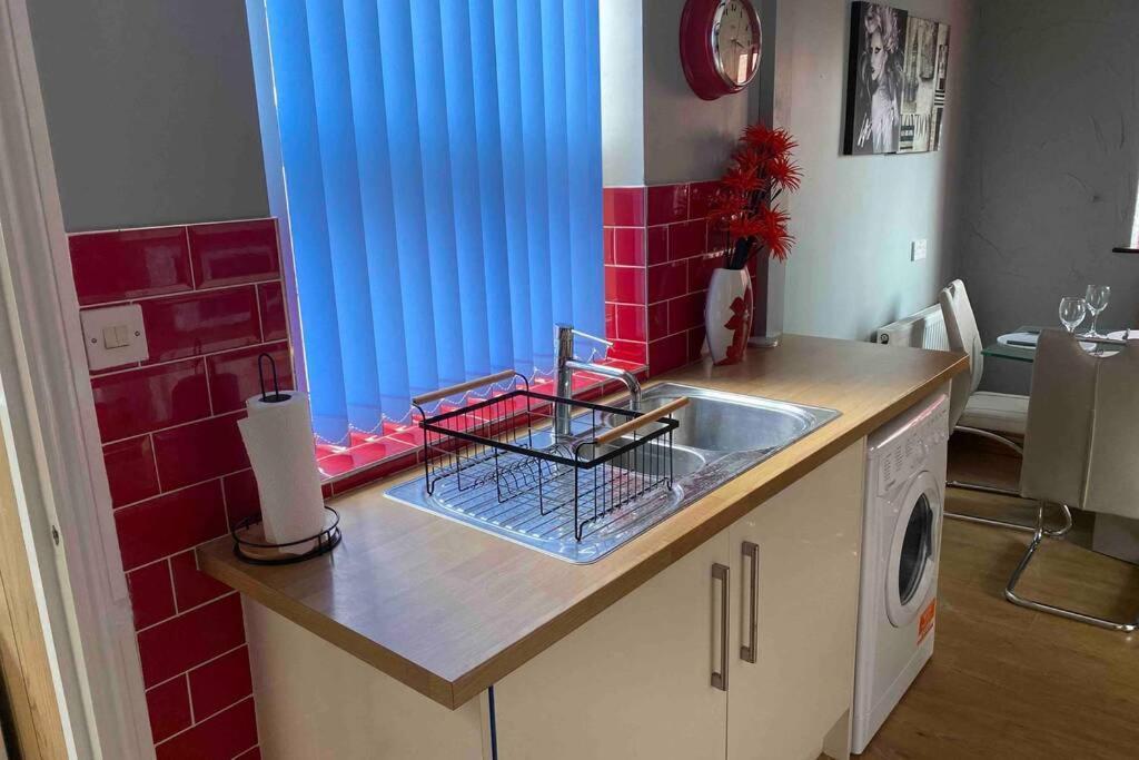 Sited In Lytham, Not Moss Side, Meadow Hse, Entire Hse, Sleeps 6 Apartment Moss Side  ภายนอก รูปภาพ